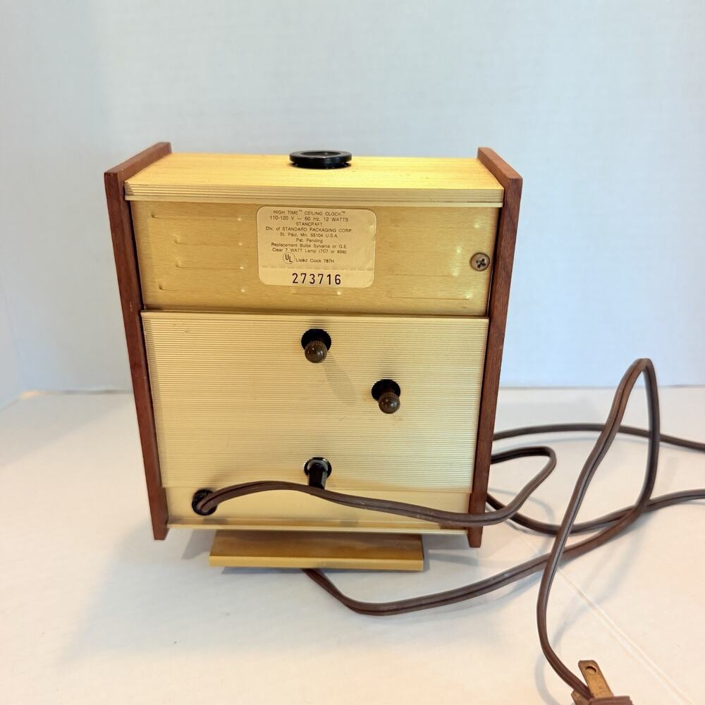 Mid Century Modern Electric Table Clock. PARTS OR REPAIR - Picture 3 of 5